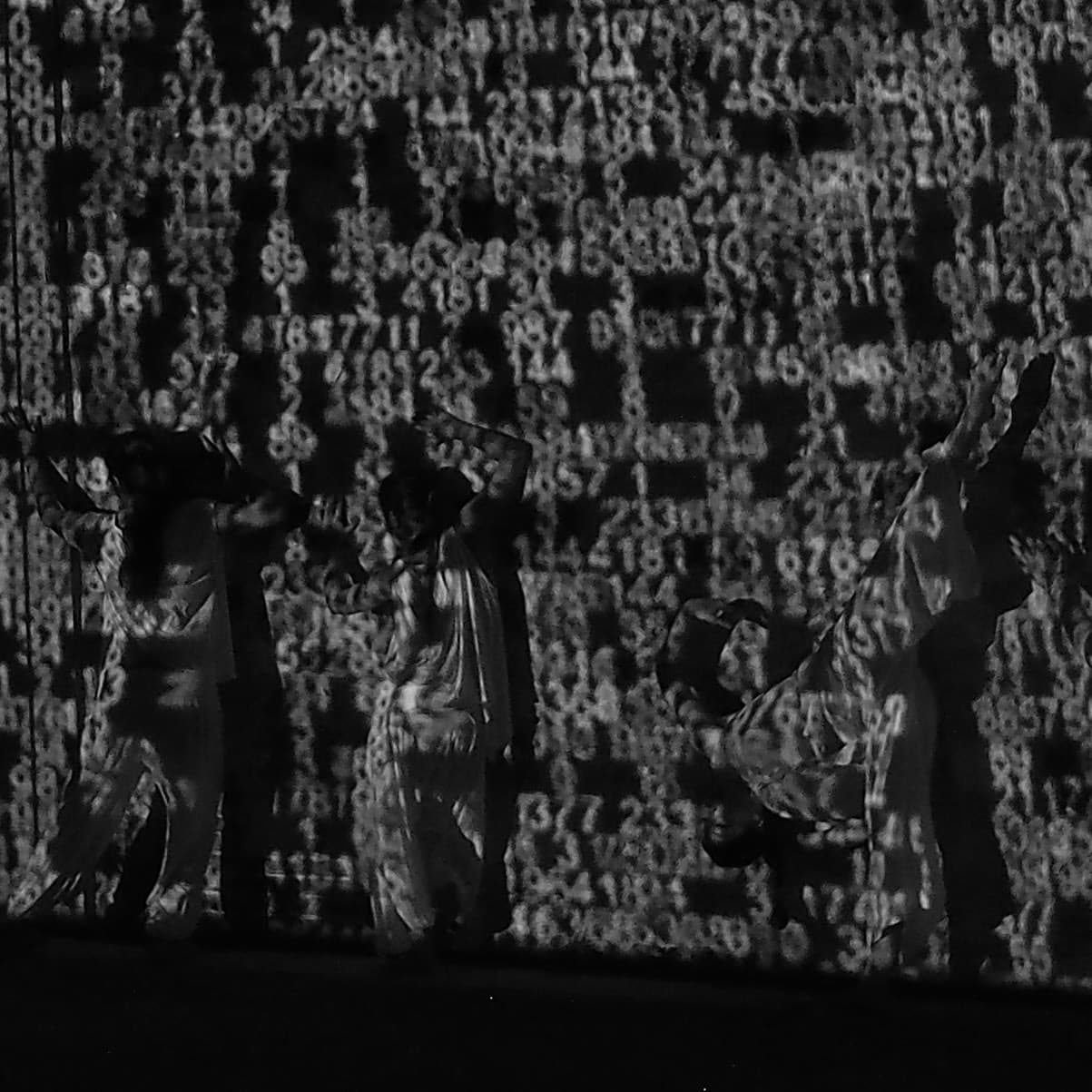 Coding Dance. Quando il codice si trasforma in gesto danzato Lungarno